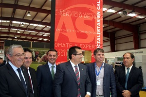 CASI anima a los agricultores, en ExpoLevante, a unirse a la mayor cooperativa de tomate de Europa