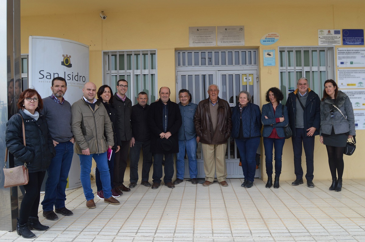 San Isidro de Loja, Federación de Cooperativas, Universidad de Granada y CSIC constituyen un Grupo Operativo para valorizar los residuos del olivar como fertilizante orgánico