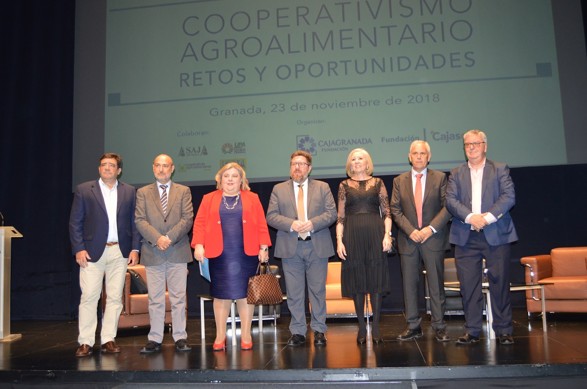 El cooperativismo agroalimentario aborda sus retos de futuro y oportunidades en Granada