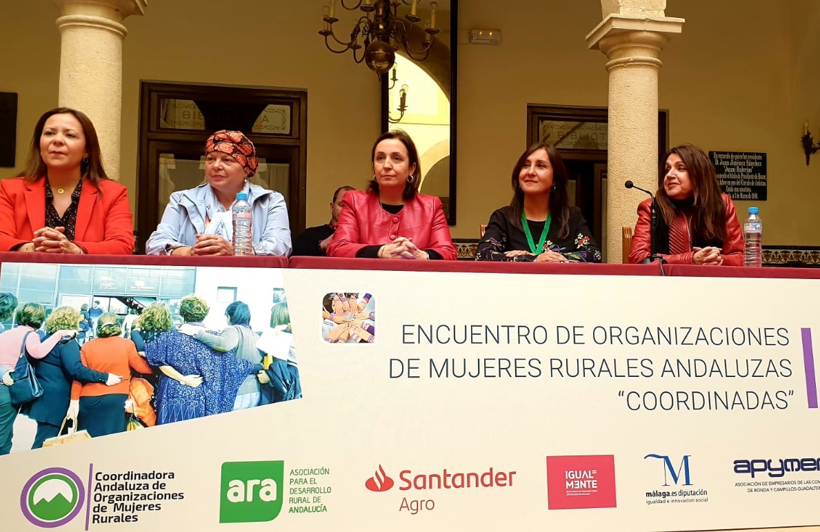 La Junta apuesta por la igualdad laboral entre mujeres y hombres en el sector agrario