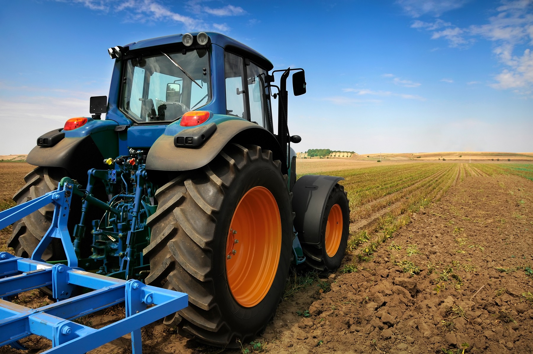 Andalucía, pionera en agilizar la inscripción en el Registro Oficial de Maquinaria Agrícola