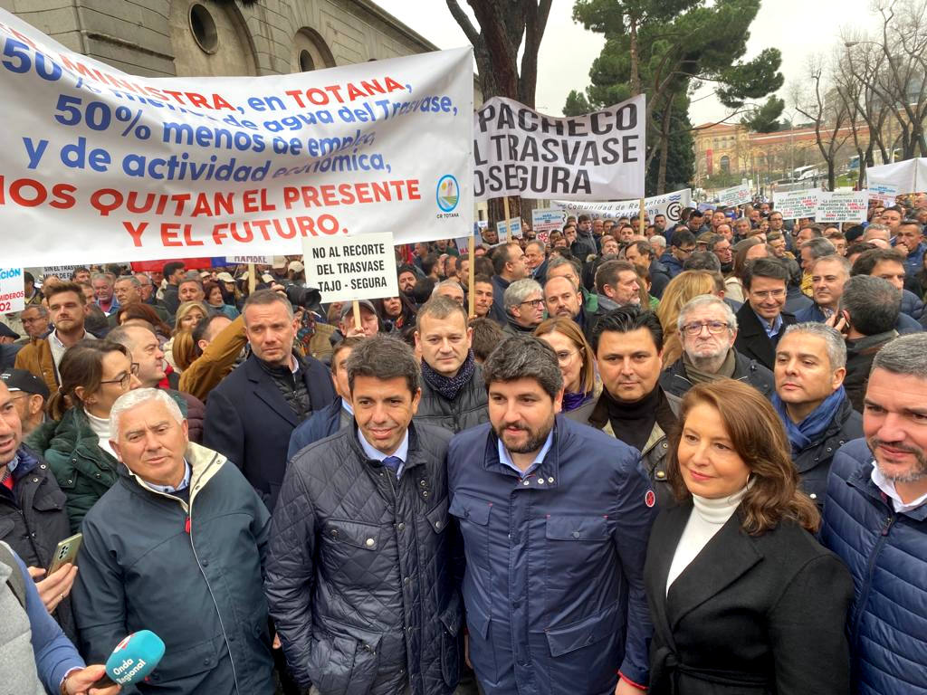 La Junta respalda a los regantes de Almería en Madrid y defiende el trasvase Tajo-Segura