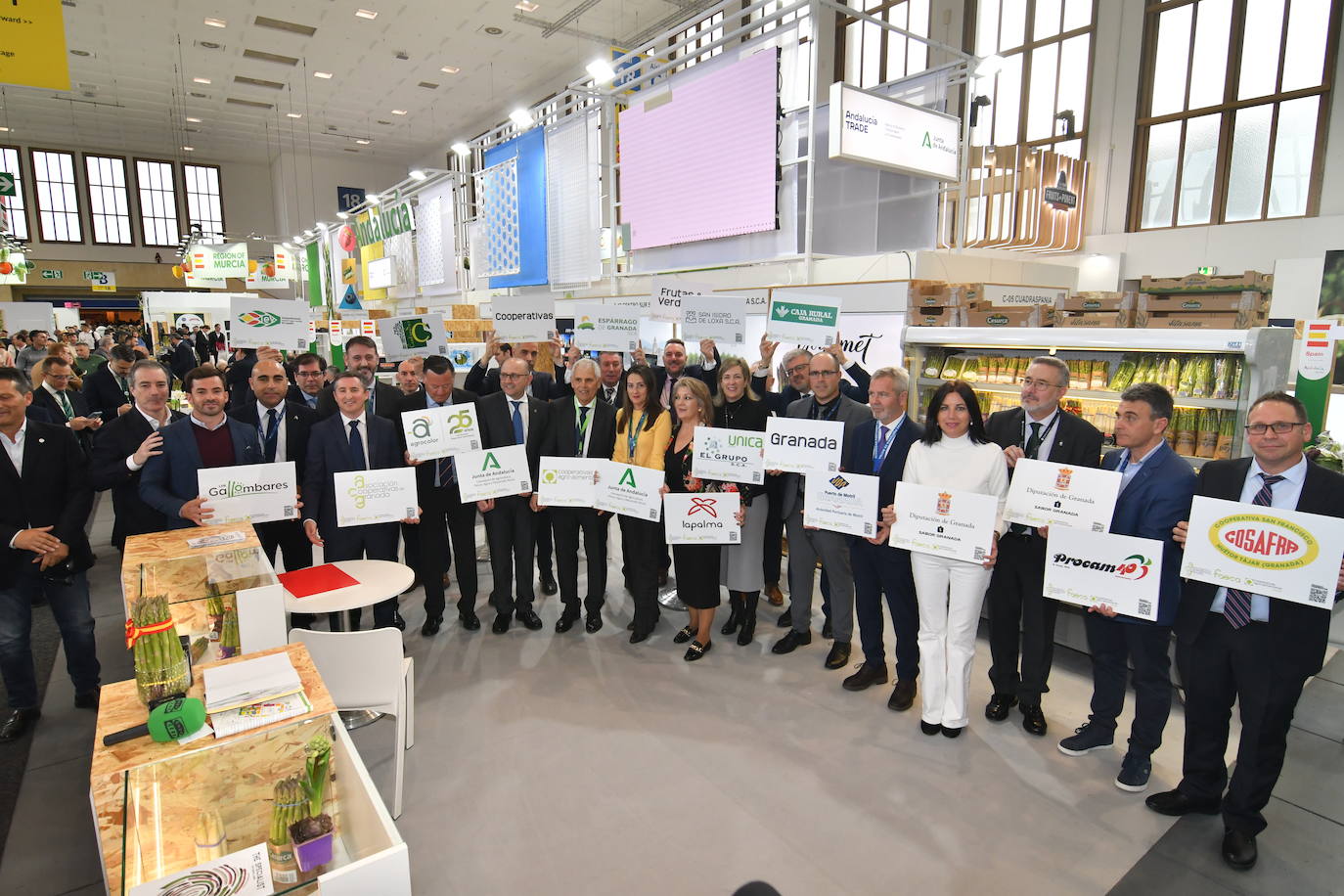 El espárrago de Granada en Fruit Logistica: Centro Sur exhibe la calidad de su producto para consolidar el mercado internacional