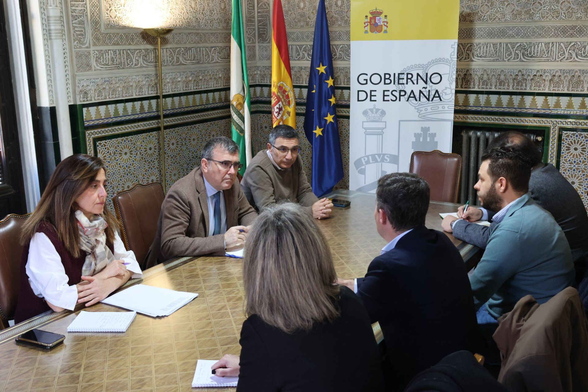 Encuentro para abordar la falta de mano de obra ante el inminente arranque de la campaña del espárrago