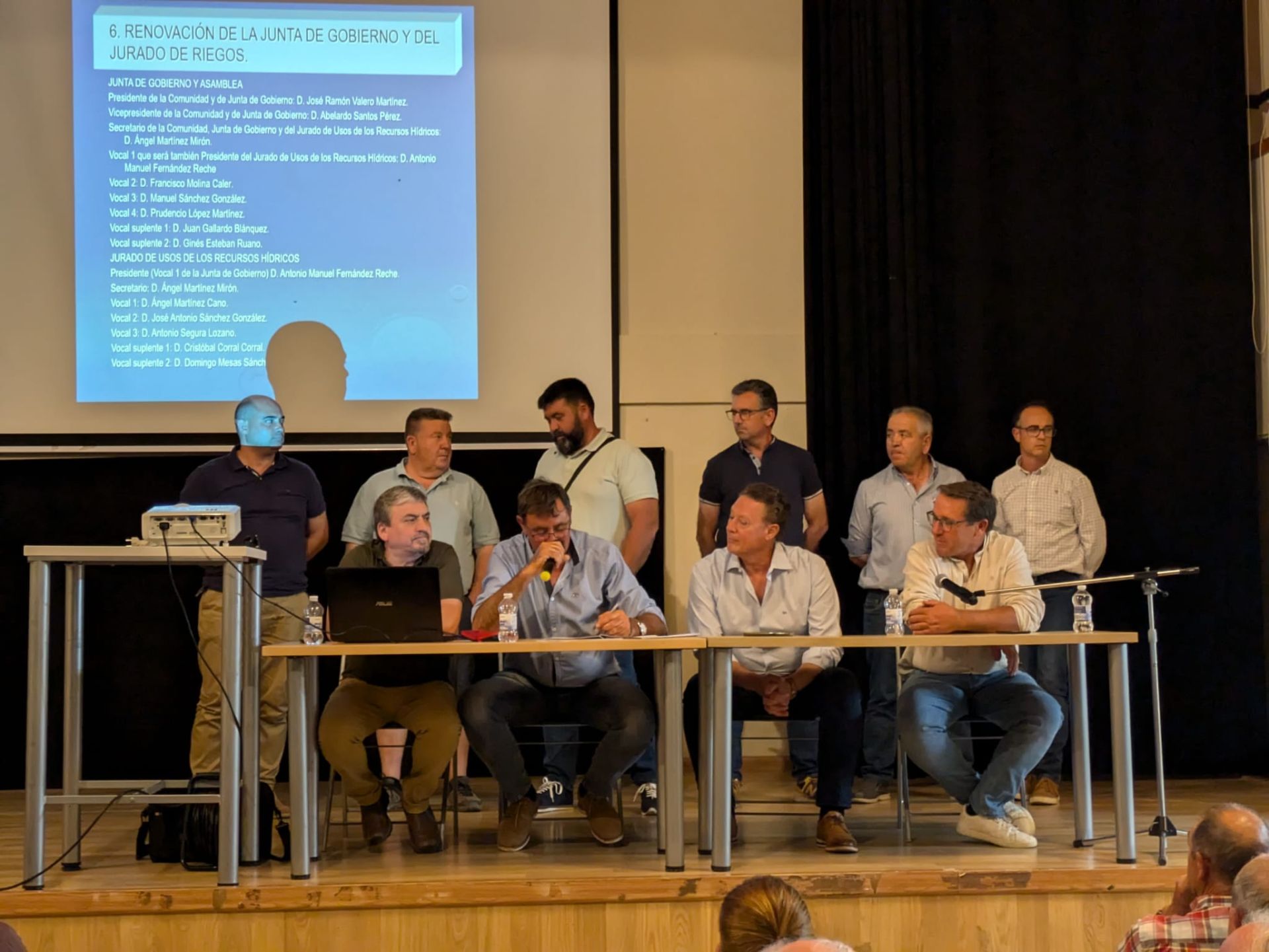 Los regantes de Caniles denuncian el agravio histórico del Negratín: “Otros crecen, nosotros nos vaciamos”